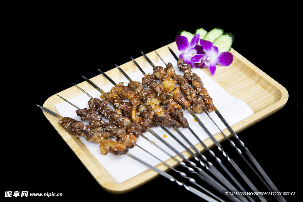美味烤串摆盘精致诱人