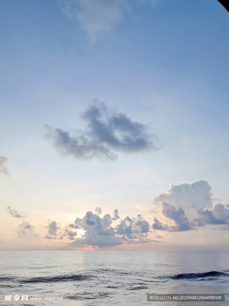 海上日出美景
