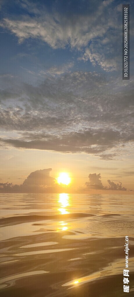 海上日出美景