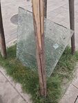 破碎玻璃
