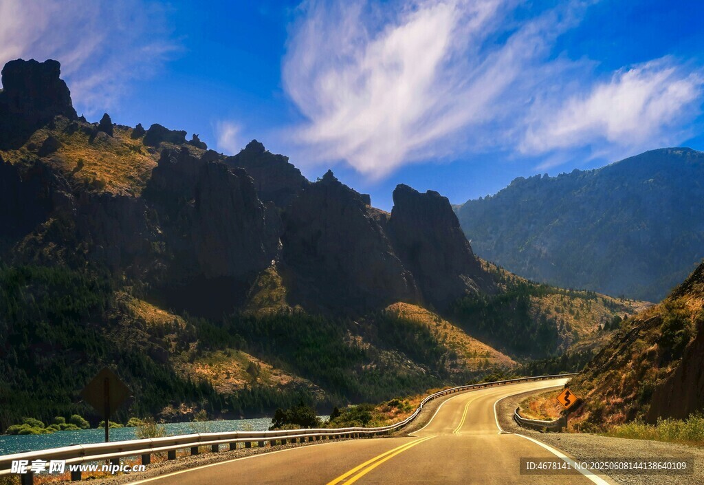 山间公路美景
