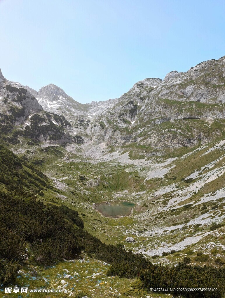 山间美景