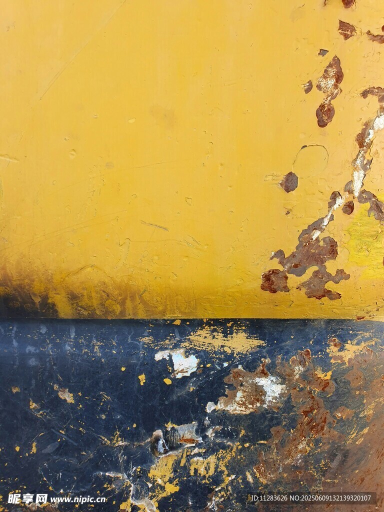 斑驳锈迹的金属表面