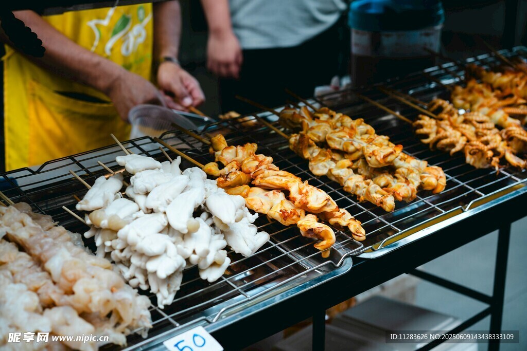 夜市美味烧烤现场