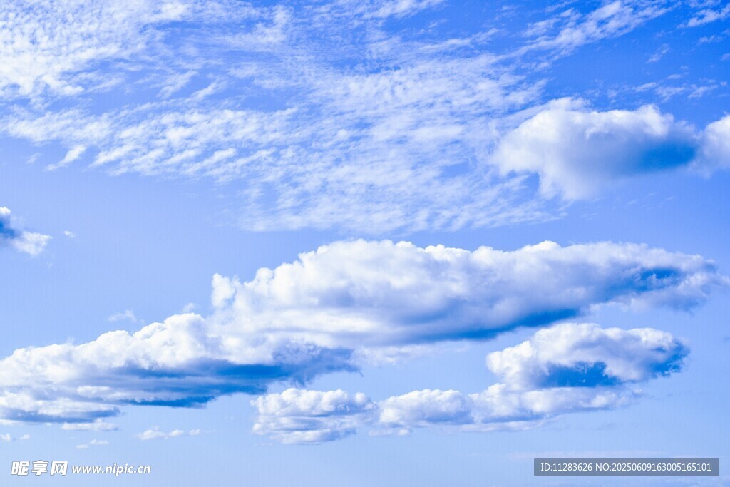 蓝天白云美景