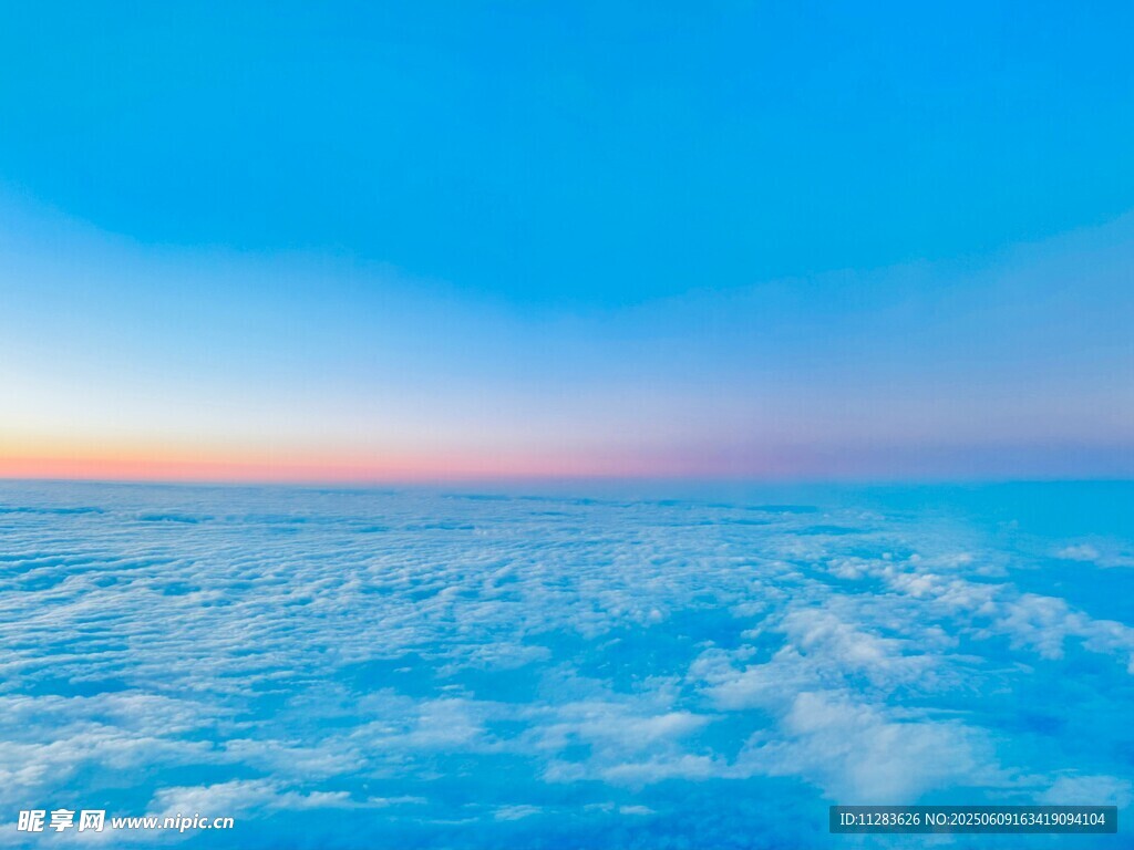 云海之上的梦幻天空