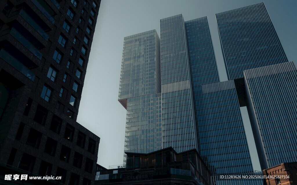 都市摩天大楼景观