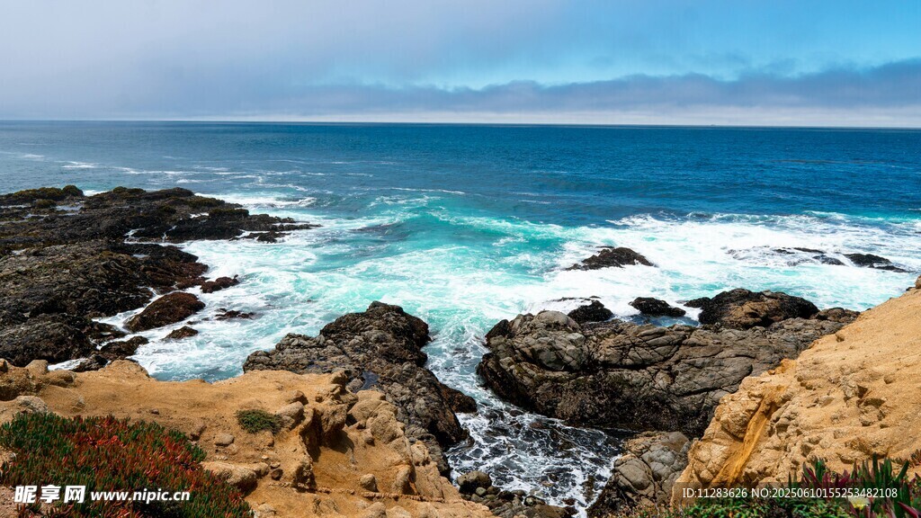 海岸边的壮美海景