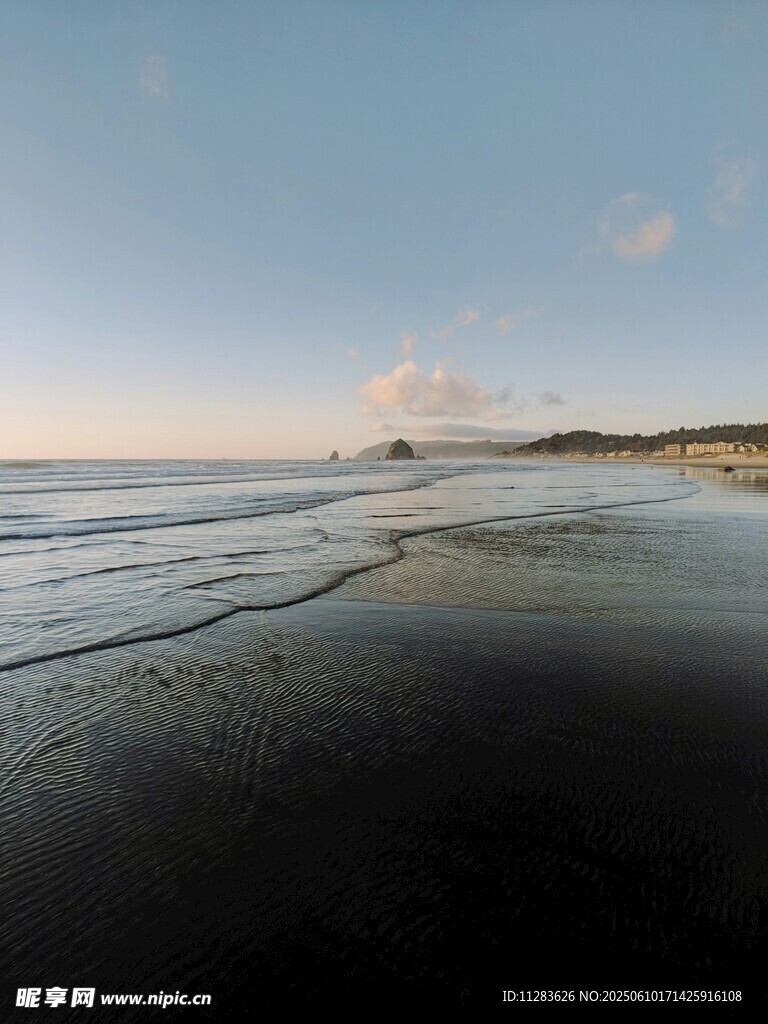 海边静谧美景