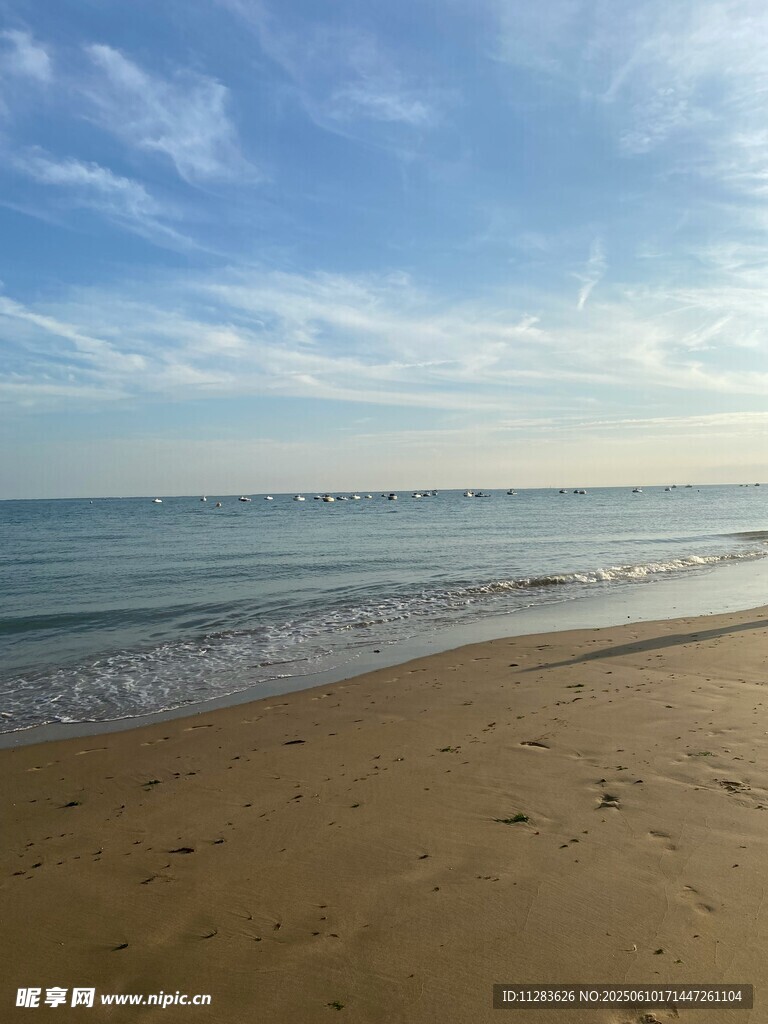 宁静海滩