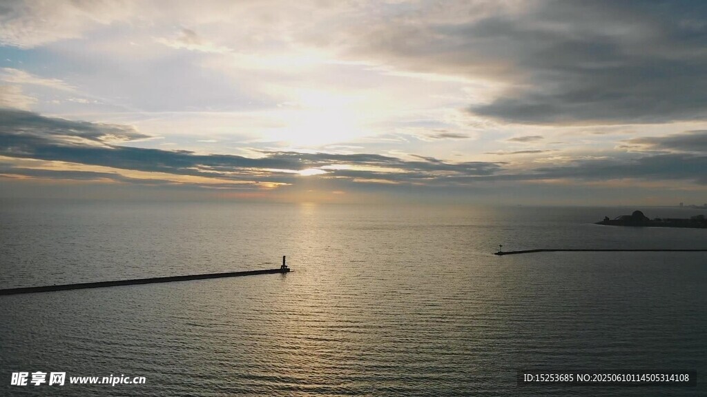 海上日落美景