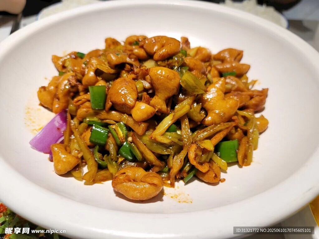 美味鸡丁小炒