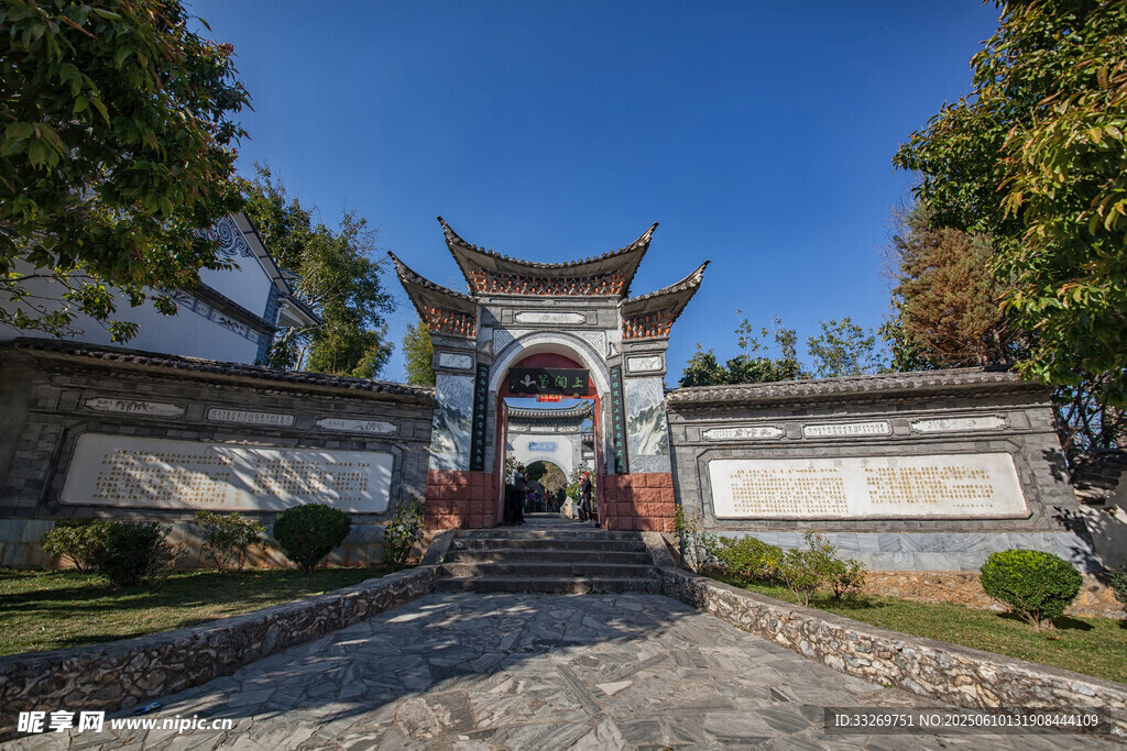 中式古典门楼景观