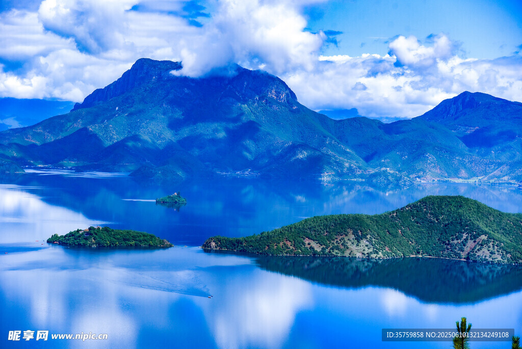 宁静山水湖景自然风光图