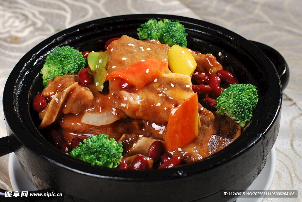 红腰豆窝烧牛仔骨
