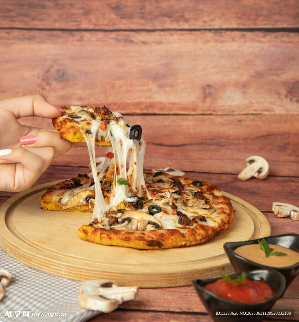 美味拉丝披萨诱人瞬间