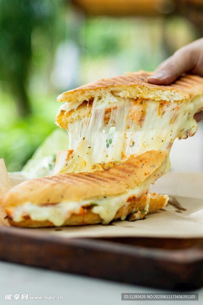 美味芝士夹心饼诱人时刻