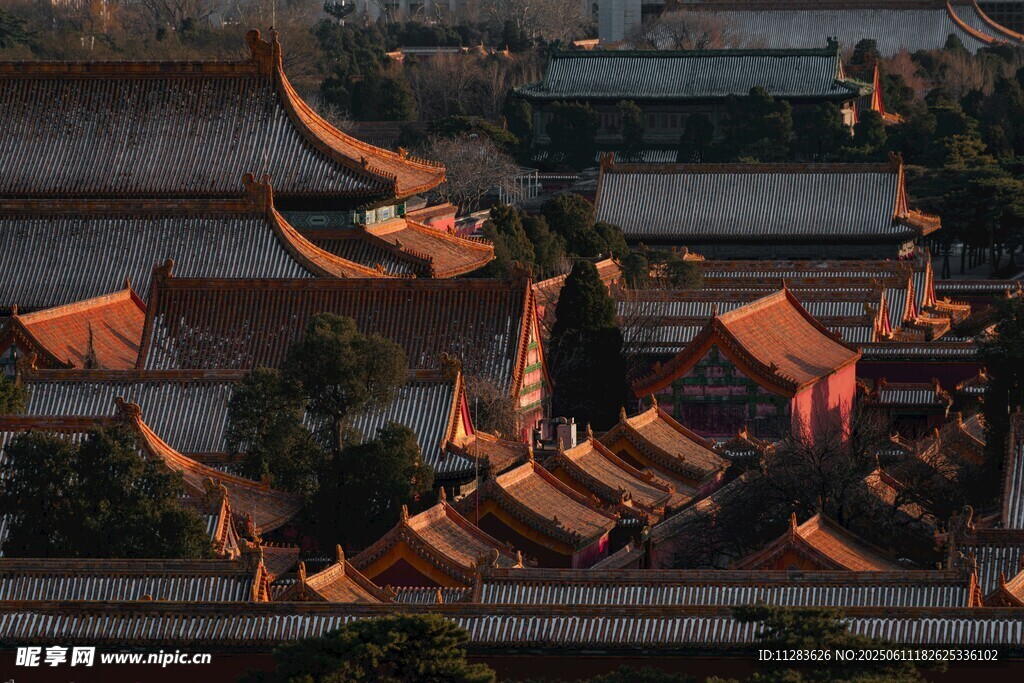 俯瞰传统中式古建筑景观