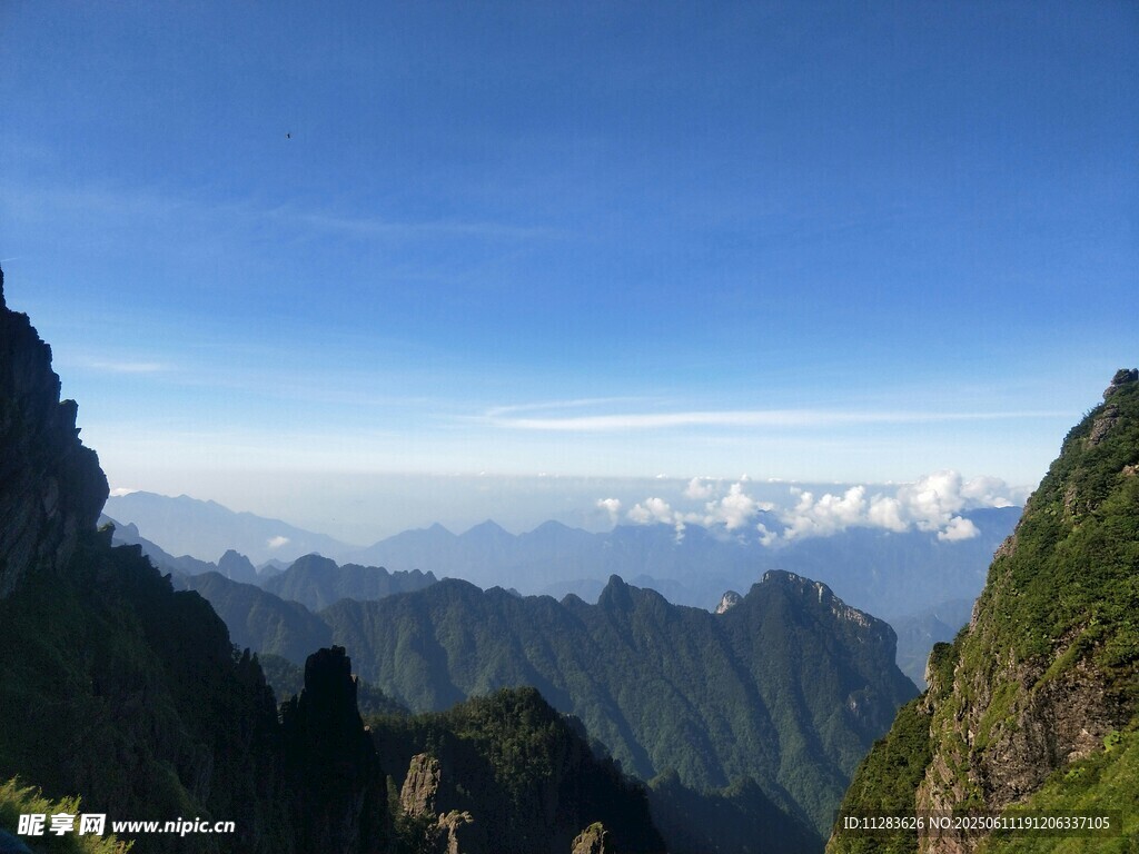 壮丽山景