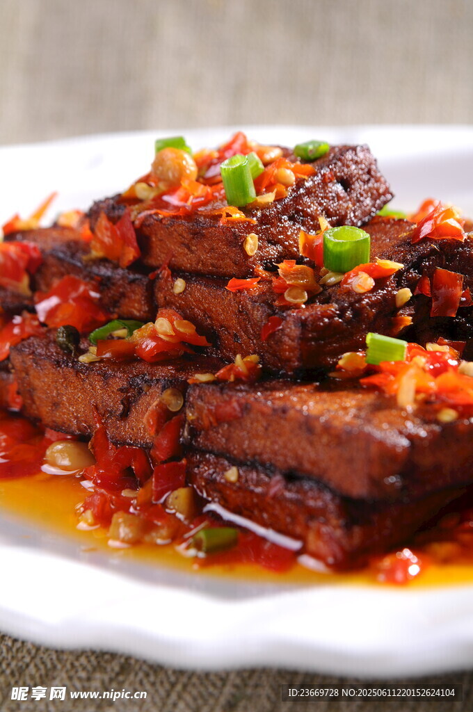 剁椒烧炸豆腐