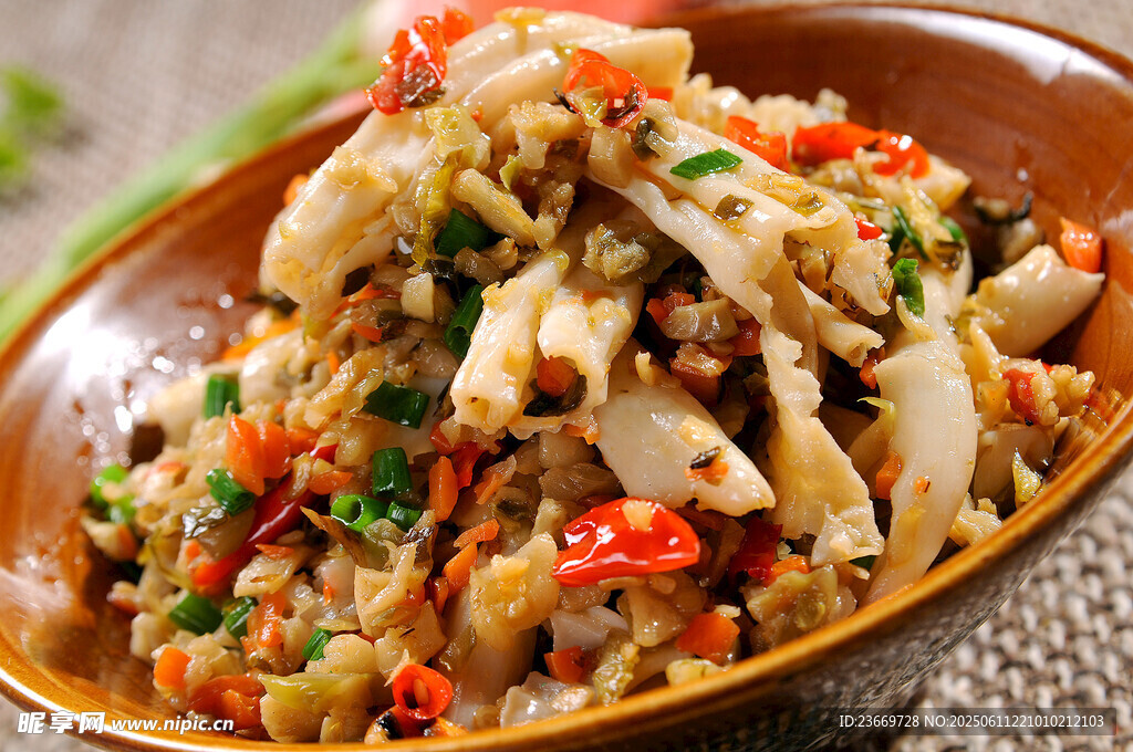 外婆菜炒鸭管