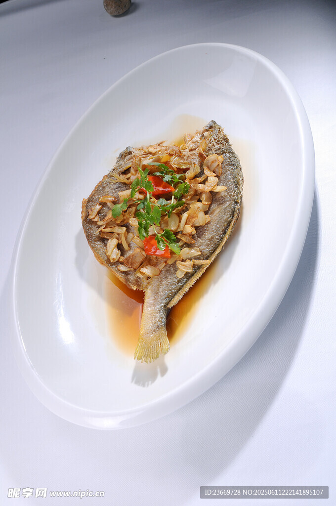 蒜香煎鱼