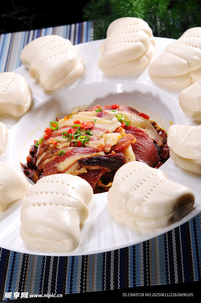梅菜腊肉带饼