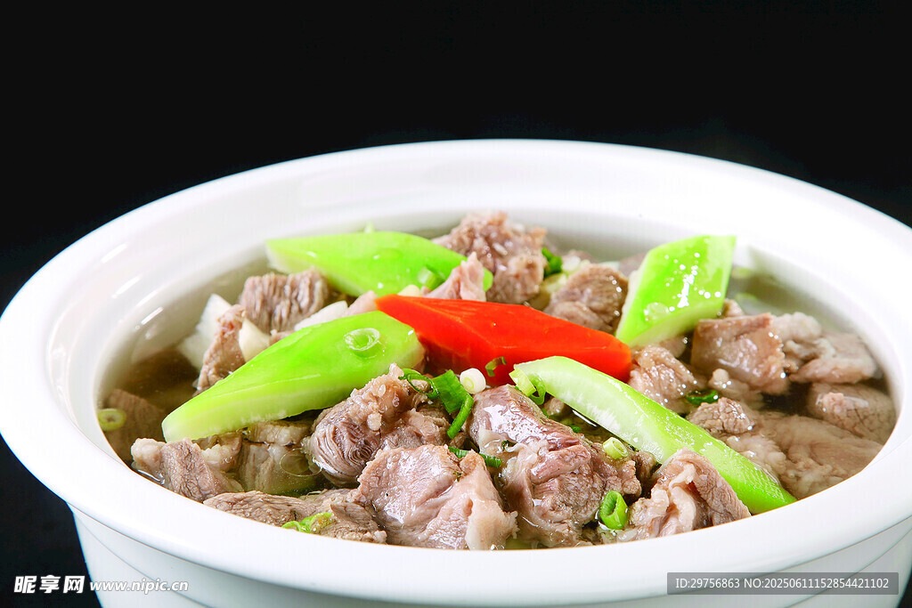 青椒炖羊肉