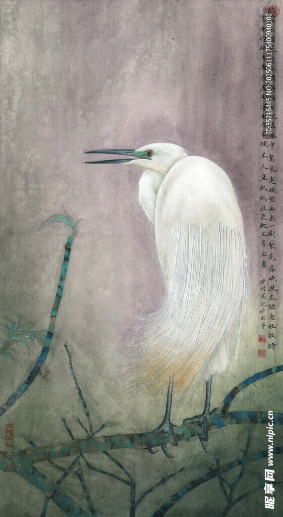 白鹭栖息于繁茂枝叶间