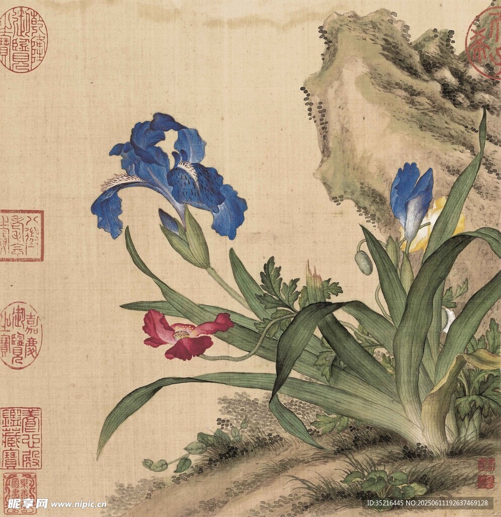 国画中的蓝红花卉景致
