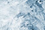 蓝色冰雪纹理背景图