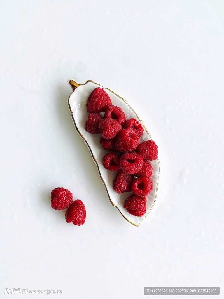 盘中树莓