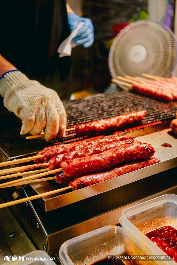 街头美味烤肉现场制作