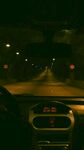 车内视角的夜间公路行驶