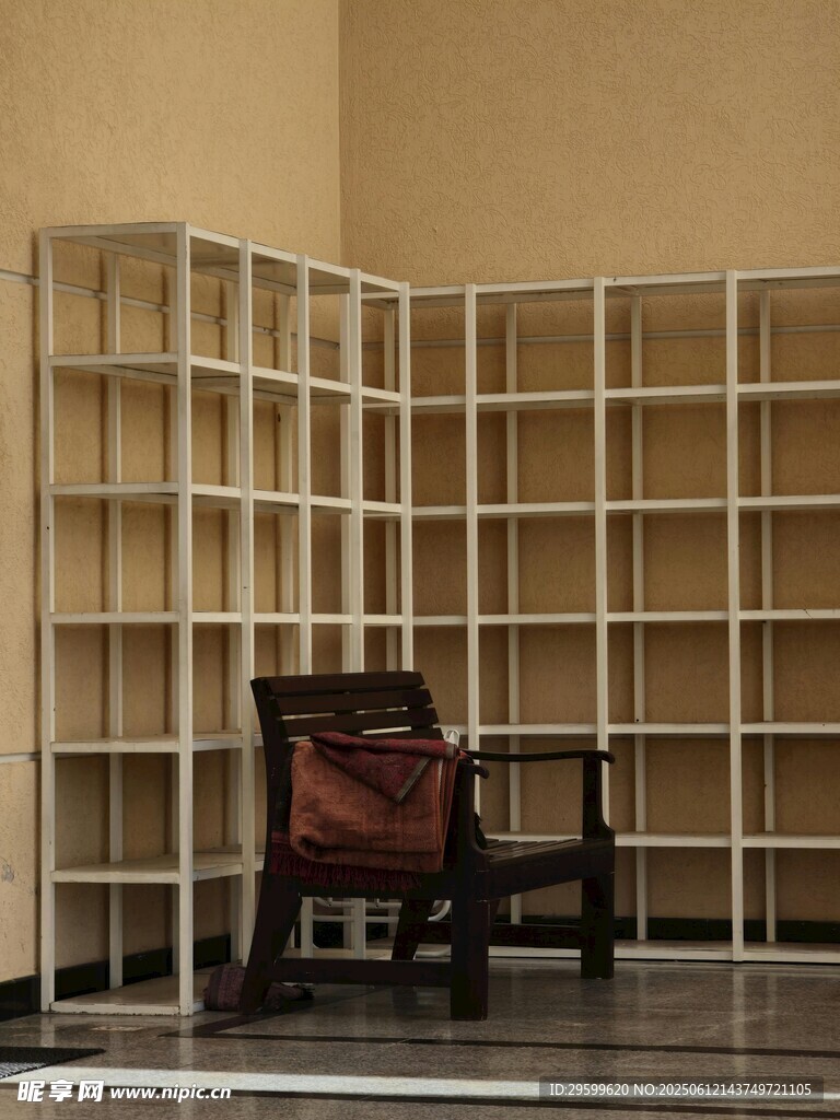 简约书房角落 