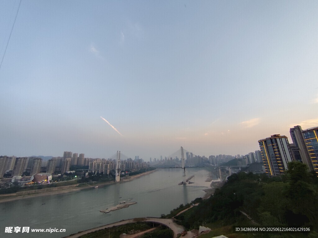 江水夕阳