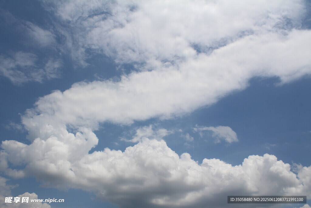 蓝天白云 