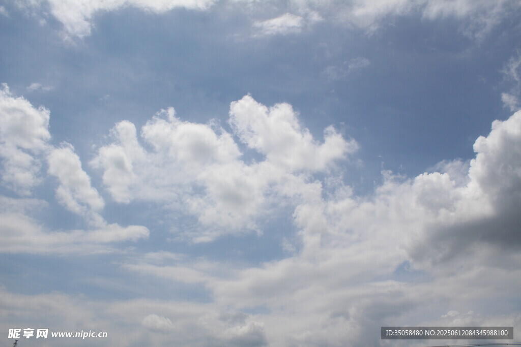 蓝天白云 