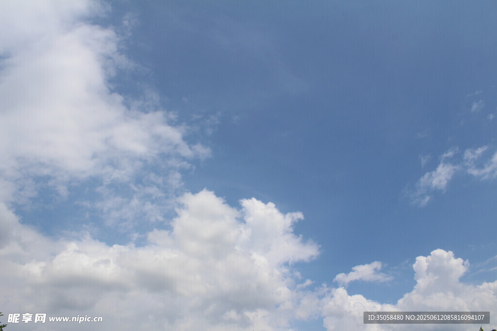 蓝天白云 
