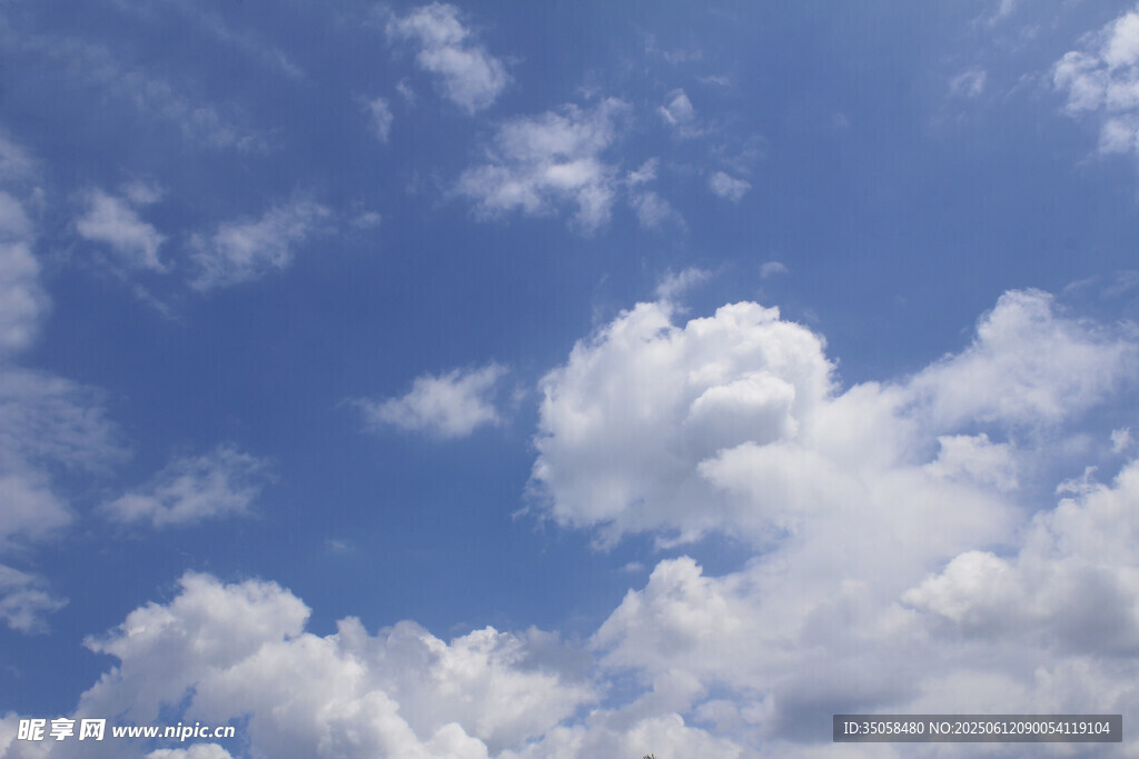 蓝天白云 