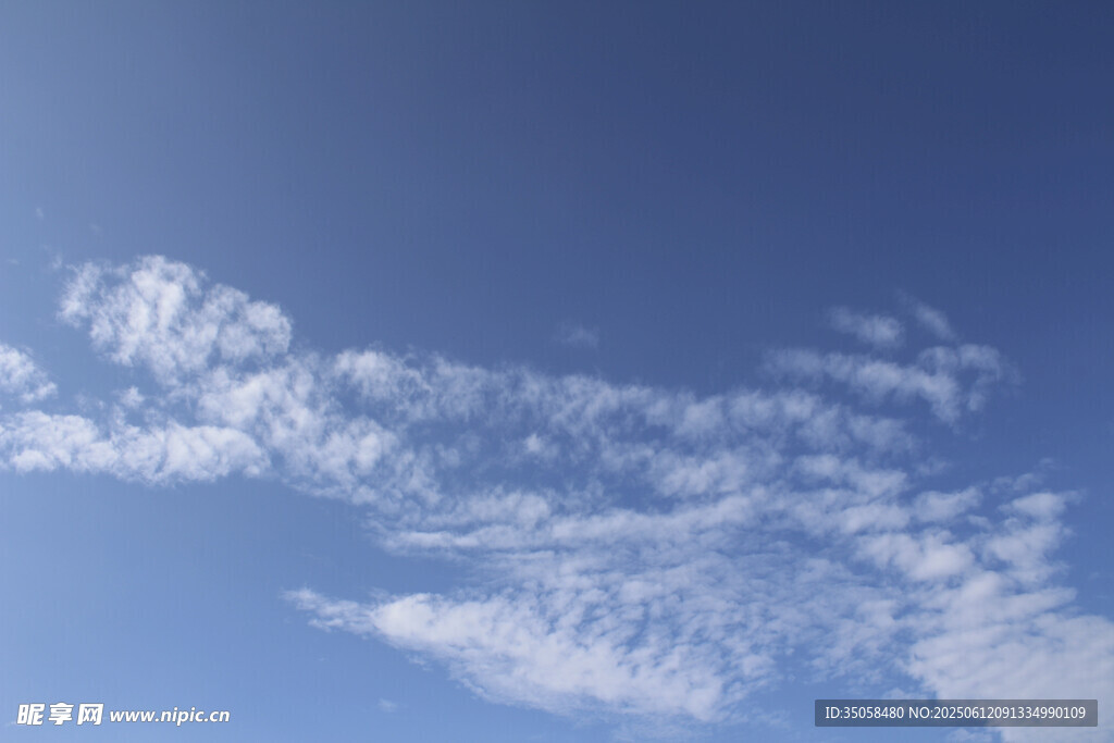 蓝天白云 