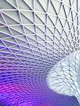 梦幻几何结构建筑空间