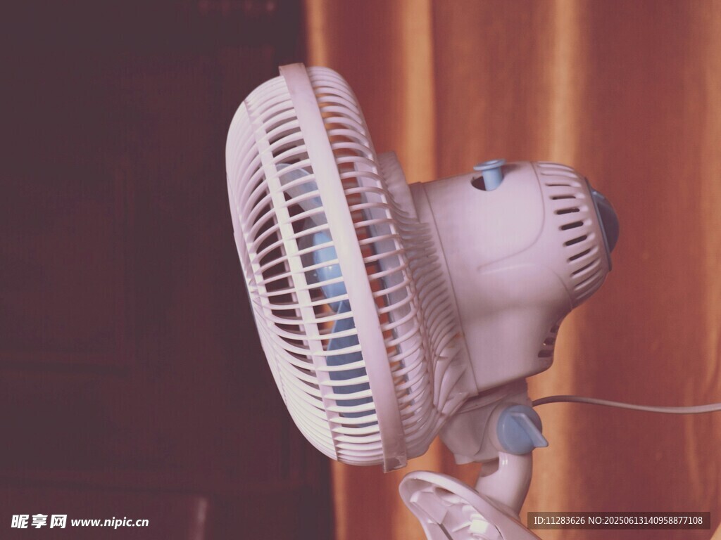 可爱卡通造型小风扇