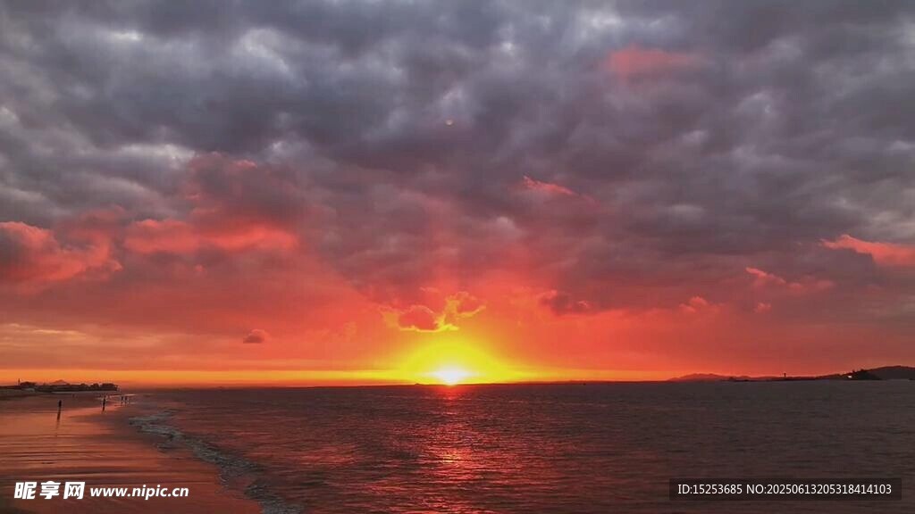 海上壮丽日落美景