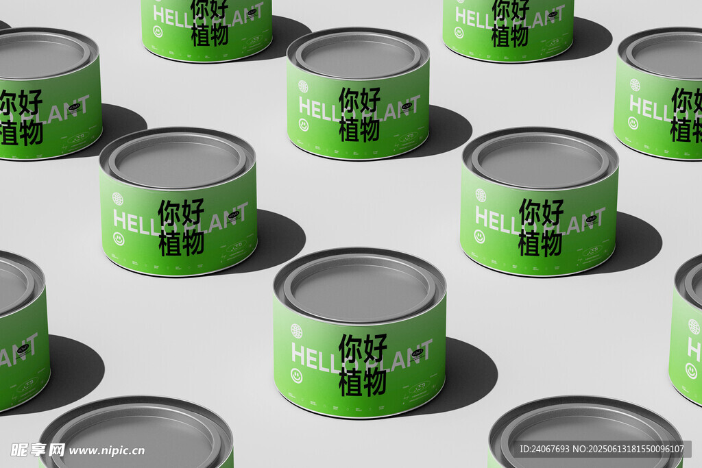 绿色罐头整齐排列展示