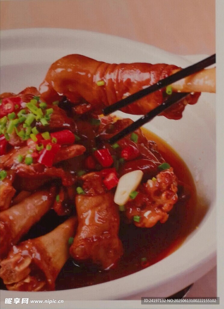 香辣美味卤猪蹄