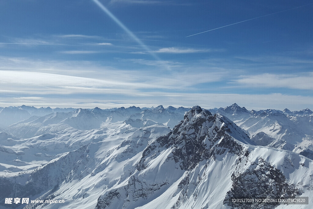壮丽雪山美景