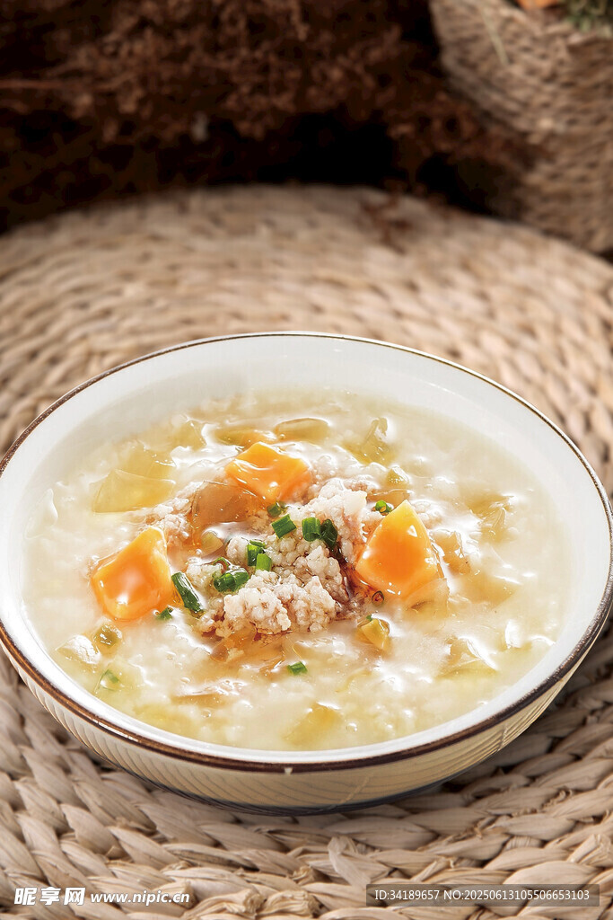 皮蛋瘦肉粥