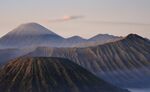壮丽火山景观