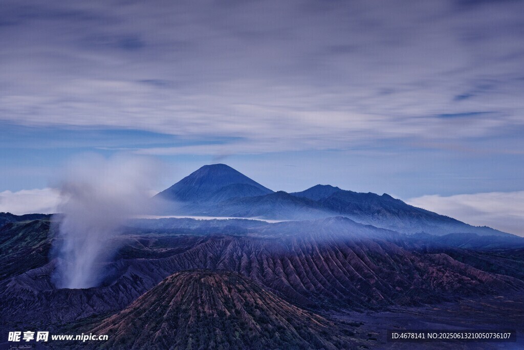 壮丽火山景观